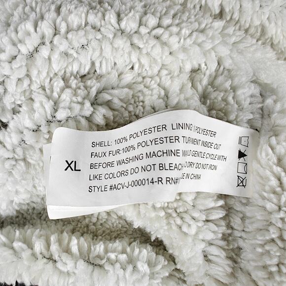 Athletic Collection Black Faux Fur Hooded Vest Size XL Lined - Picture 7 of 8